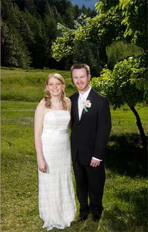 Ryan and Brittany (Knaggs)Pendegraft